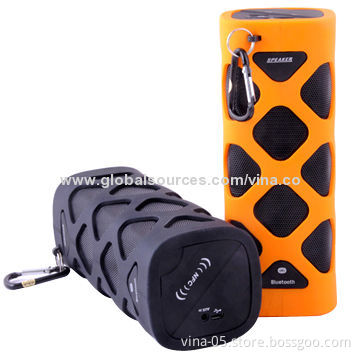 Waterproof Wireless Bluetooth Speakers with 2,000mAh Capacity, 3-4 Hours Charging Time